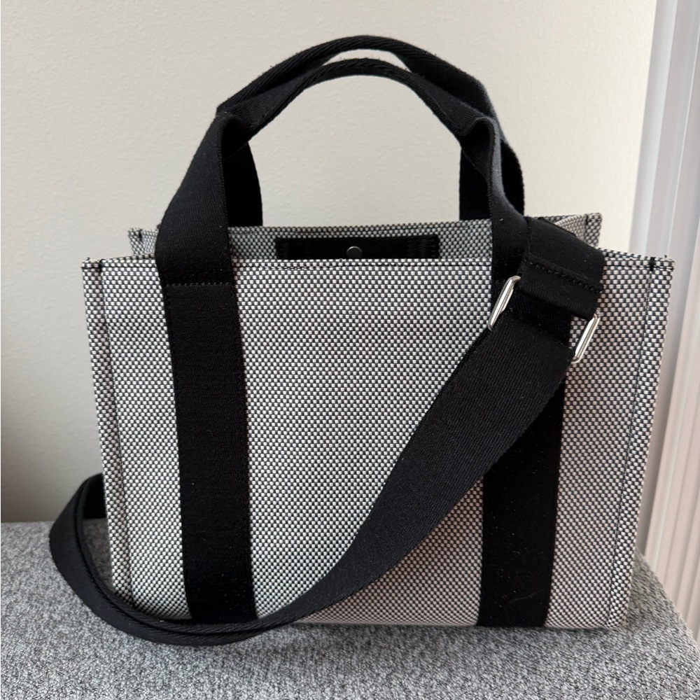 Two-Tone Canvas 4.5L Lululemon - Picture 6 of 8